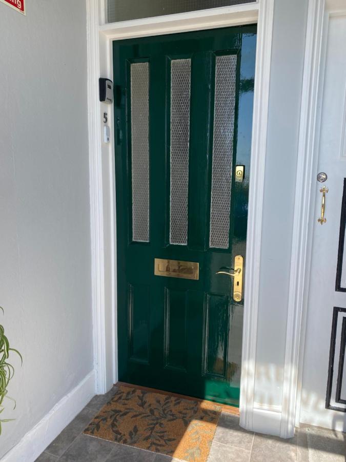 Clarendon View, Historic Apartment With Sea Views Ventnor Exterior photo