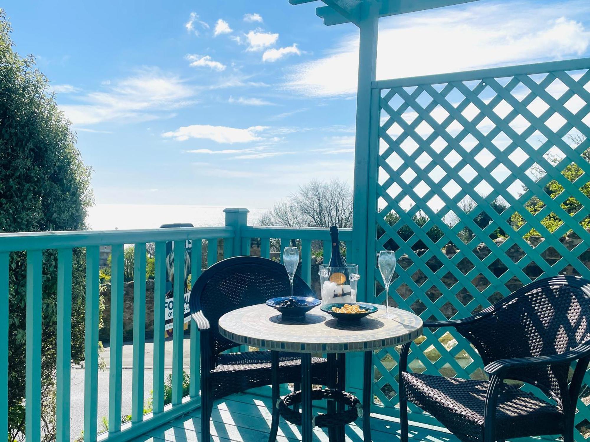 Clarendon View, Historic Apartment With Sea Views Ventnor Exterior photo